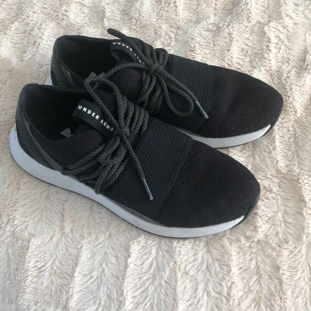 Like new Under Armour shoes